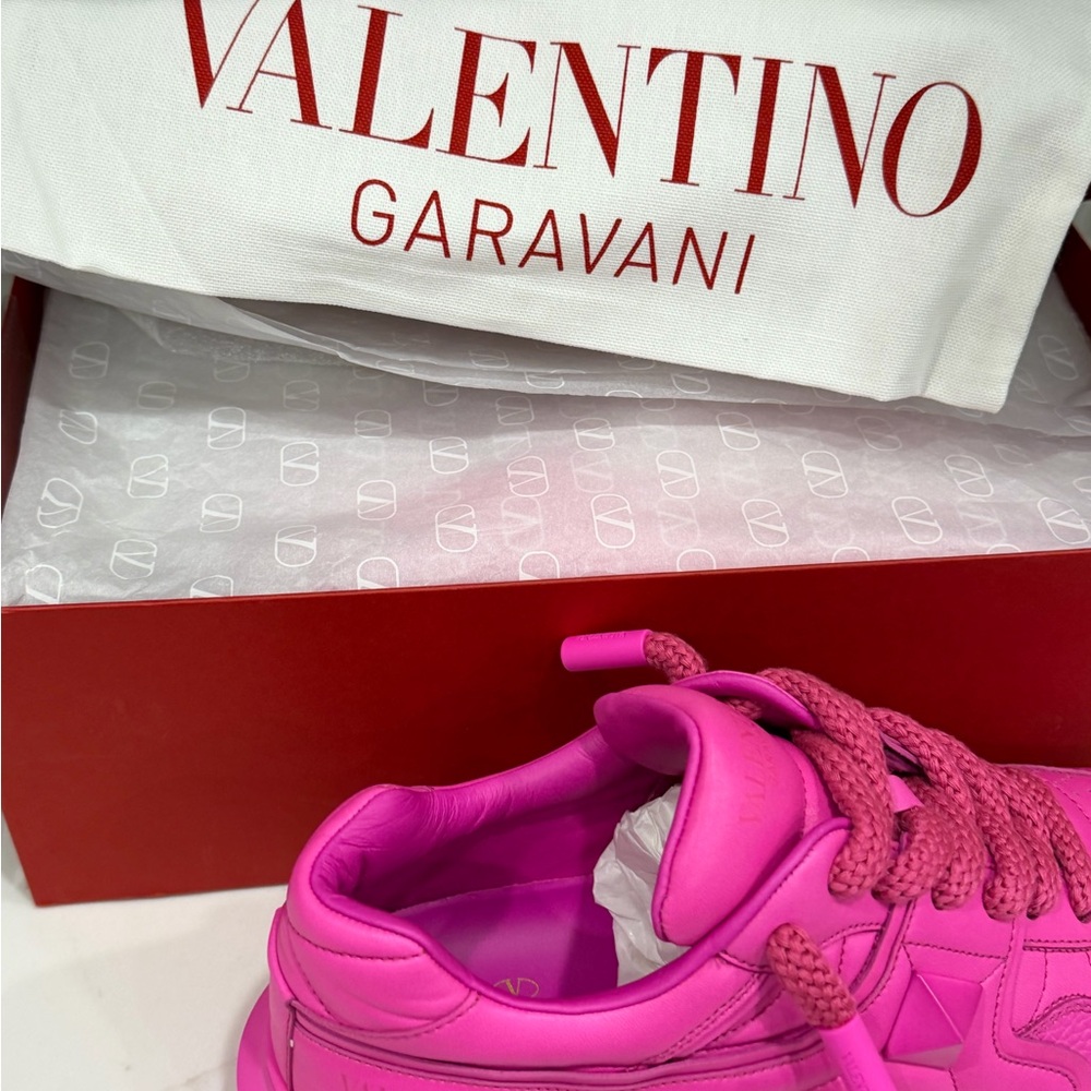 Valentino Garavani Bold Pink Sneakers - Picture 7 of 7